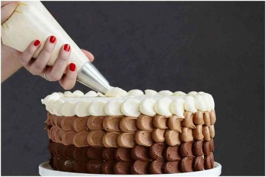 جذب مشتري با متن زیبا برای تبلیغ کیک خانگی